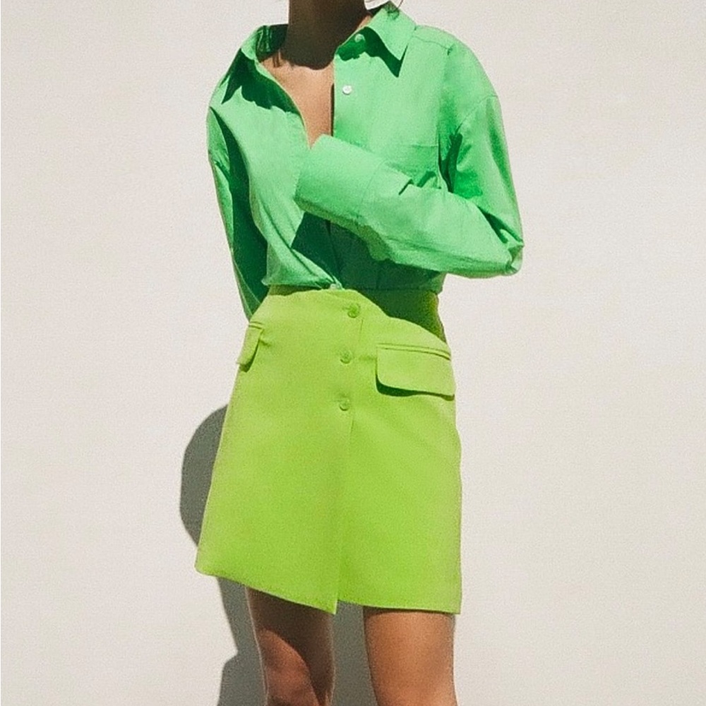 NWT Zara lime green mini skirt with pockets.